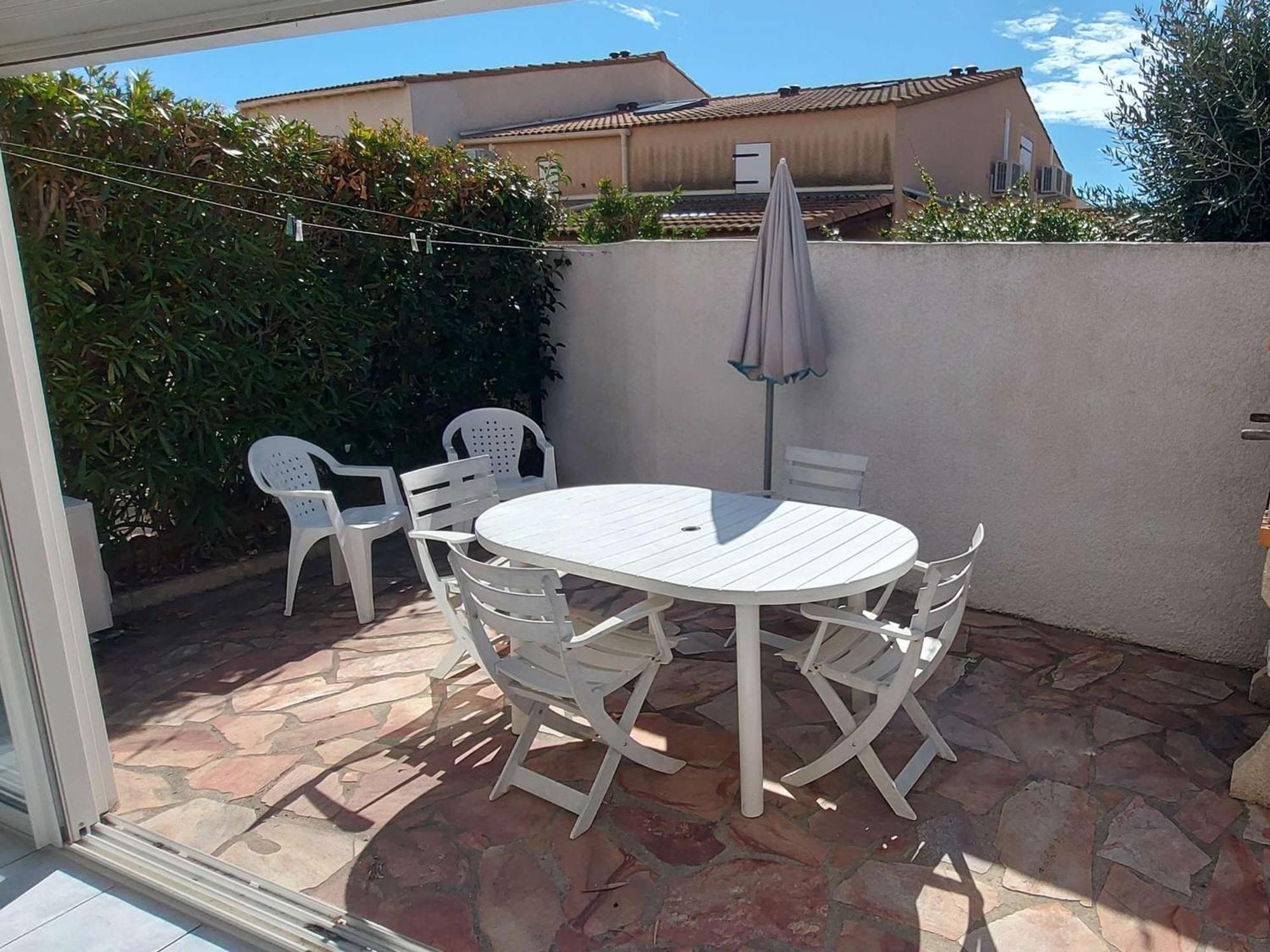Maison Mitoyenne Climatisee, Piscine, 6 Couchages, Parking Prive, Proche - Fr-1-326-692